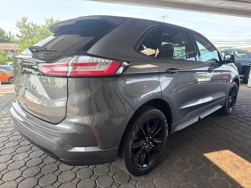 CARBONIZED GRAY 2023 Ford Edge ST LINE