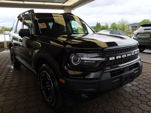 SHADOW BLACK 2025 Ford Bronco Sport OUTER BANKS