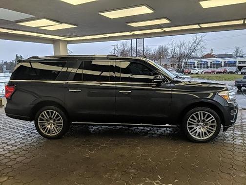 2022 Ford Expedition LIMITED