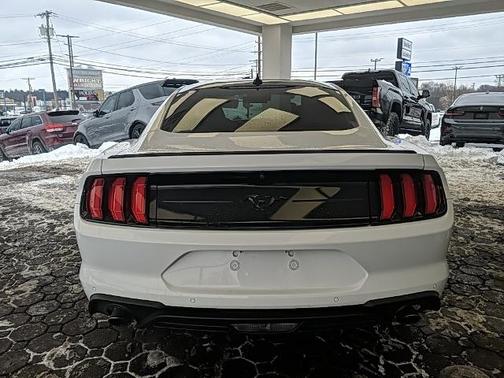 2021 Ford Mustang ECOBOOST