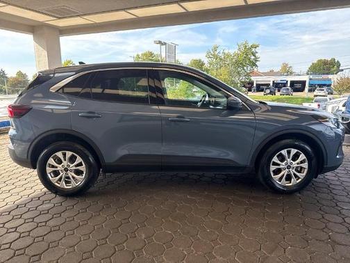 VAPOR BLUE METALLIC 2024 Ford Escape ACTIVE