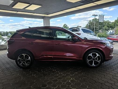2023 Ford Escape ST-LINE ELITE