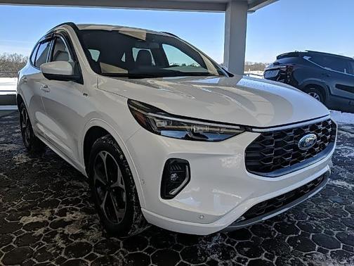 2023 Ford Escape ST-LINE ELITE