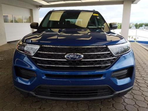 ATLAS BLUE METALLIC 2023 Ford Explorer XLT