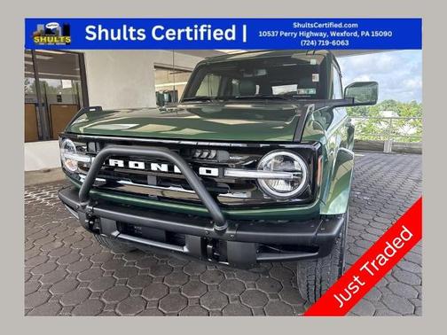 ERUPTION GREEN METALLIC 2024 Ford Bronco OUTER BANKS
