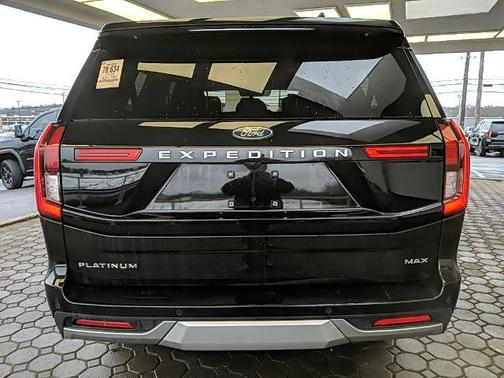 AGATE BLACK METALLIC 2025 Ford Expedition PLATINUM