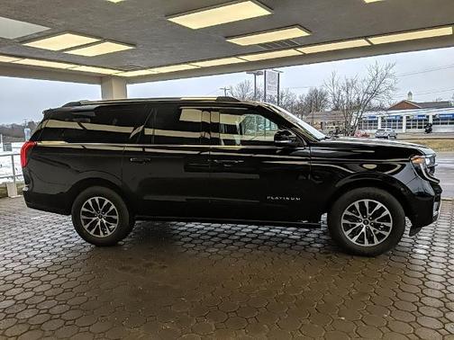 AGATE BLACK METALLIC 2025 Ford Expedition PLATINUM