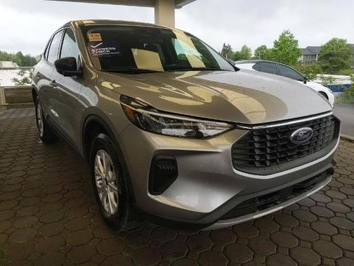 ICONIC SILVER METALLIC 2024 Ford Escape ACTIVE