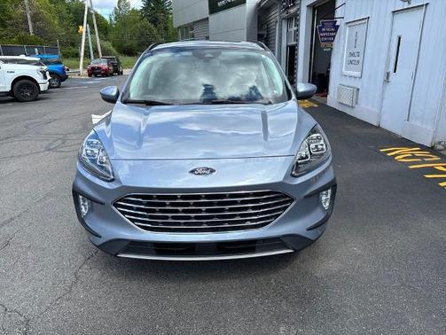 ICED BLUE SILVER METALLIC 2022 Ford Escape TITANIUM