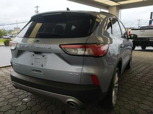 ICED BLUE SILVER METALLIC 2022 Ford Escape TITANIUM