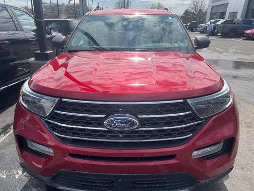 RAPID RED MET TINTED CC 2023 Ford Explorer XLT