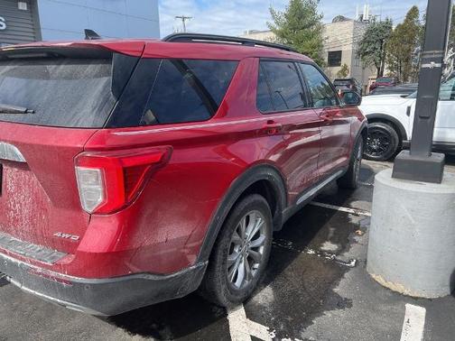 RAPID RED MET TINTED CC 2023 Ford Explorer XLT