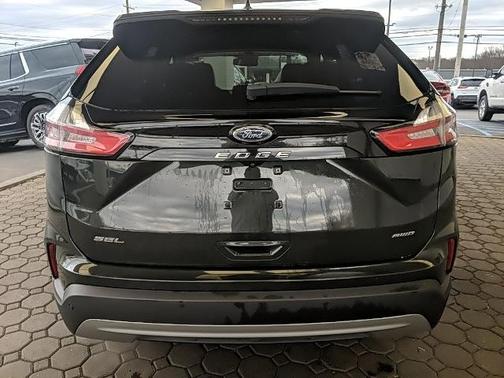 FORGED GREEN 2023 Ford Edge SEL