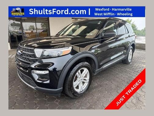AGATE BLACK METALLIC 2023 Ford Explorer XLT