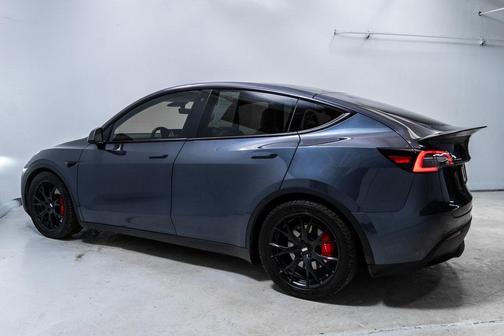 2020 Tesla Model Y Performance Dual Motor All-Wheel Drive