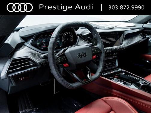 2025 Audi RS e-tron GT performance