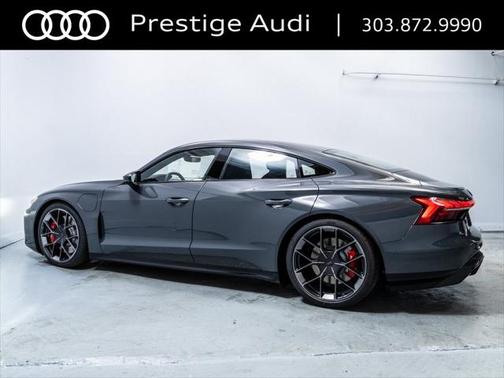 2025 Audi RS e-tron GT performance