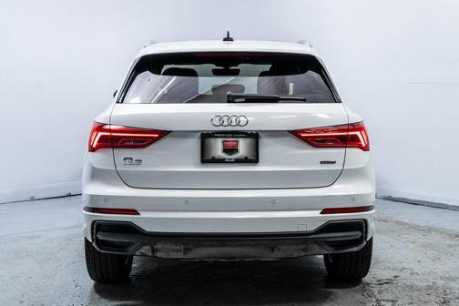 2024 Audi Q3 Premium 45 TFSI S line quattro Tiptronic