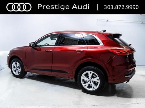 2025 Audi Q5 Premium TFSI quattro S tronic