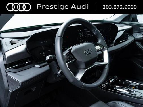 2025 Audi Q6 e-tron Premium Plus quattro