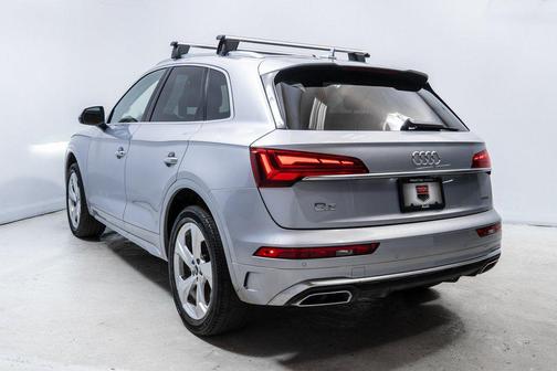 Florett Silver Metallic 2022 Audi Q5 45 S line Premium Plus