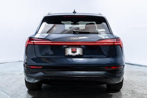 2024 Audi Q8 e-tron Premium