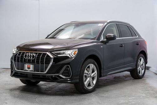 2024 Audi Q3 45 S line Premium Plus