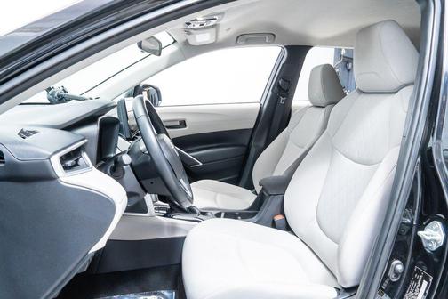 Jet Black 2024 Toyota Corolla Cross LE