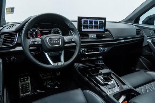 2025 Audi SQ5 3.0T Premium Plus