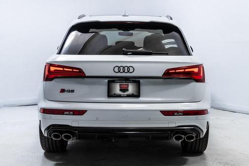 2025 Audi SQ5 3.0T Premium Plus