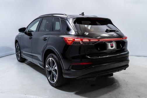 2024 Audi Q4 e-tron Prestige 50 quattro