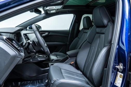 2025 Audi Q4 e-tron Prestige 55 quattro