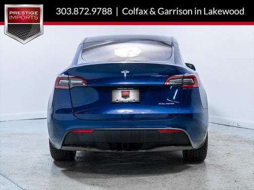 2022 Tesla Model Y Long Range Dual Motor All-Wheel Drive