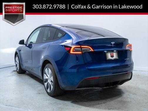 2022 Tesla Model Y Long Range Dual Motor All-Wheel Drive