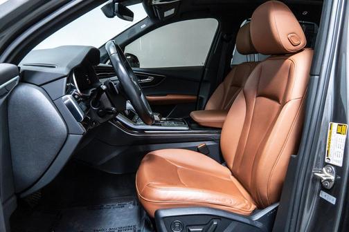 2021 Audi Q7 55 Premium Plus