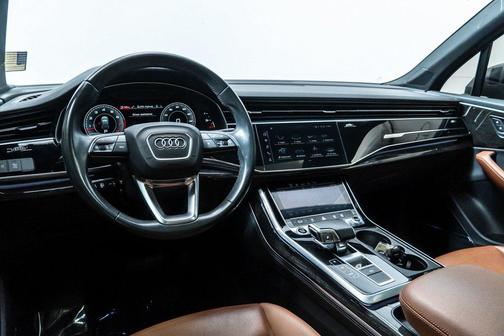 2021 Audi Q7 55 Premium Plus