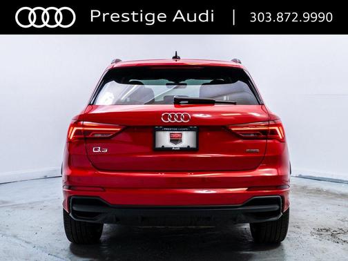 2024 Audi Q3 Premium 45 TFSI S line quattro Tiptronic
