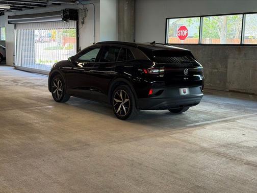 Deep Black 2024 Volkswagen ID.4 AWD Pro S