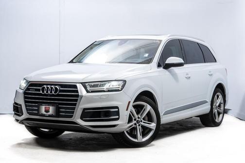 Glacier White Metallic 2019 Audi Q7 55 Prestige