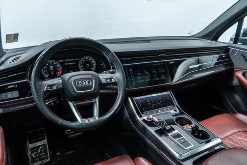 2022 Audi SQ7 4.0T Premium Plus