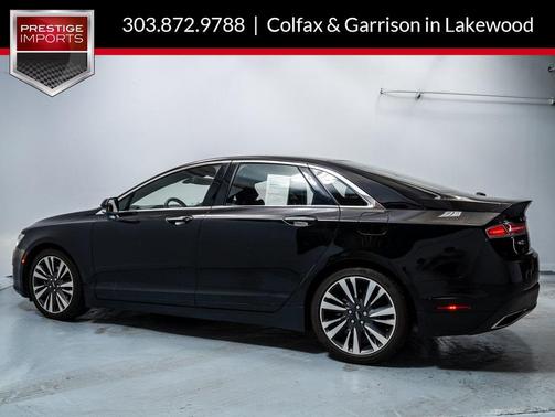 2017 Lincoln MKZ Base