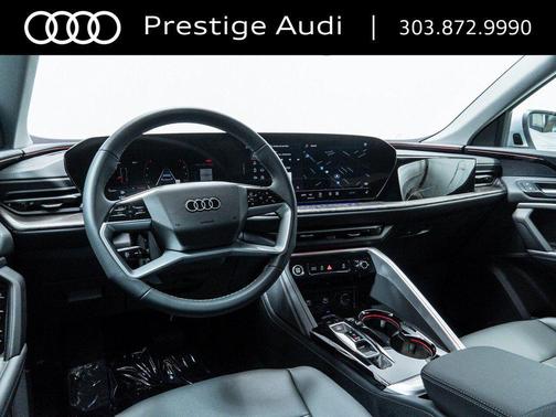 2025 Audi Q5 Premium TFSI quattro S tronic