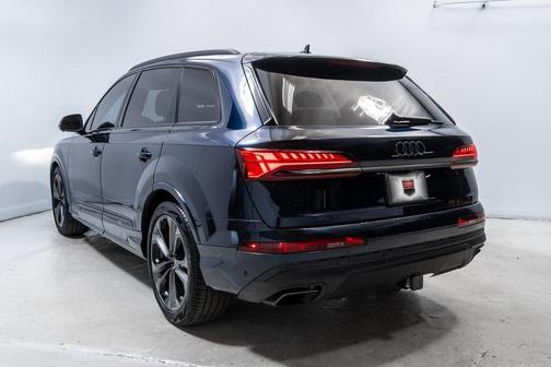 2025 Audi Q7 55 Prestige