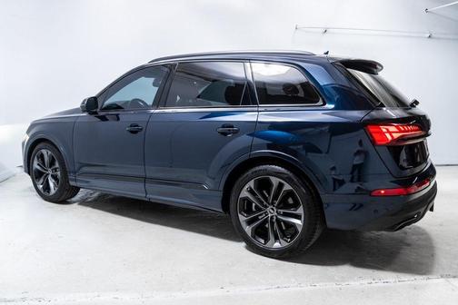 2025 Audi Q7 55 Prestige