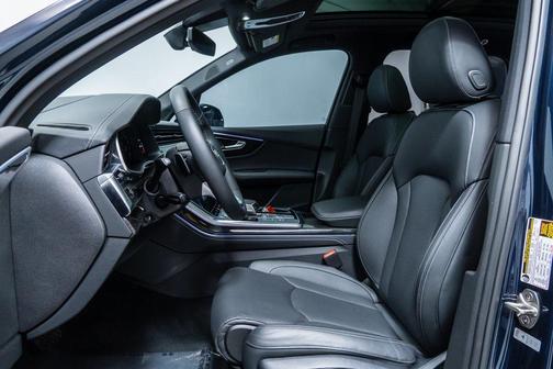 2025 Audi Q7 55 Prestige