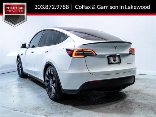 2022 Tesla Model Y Performance Dual Motor All-Wheel Drive