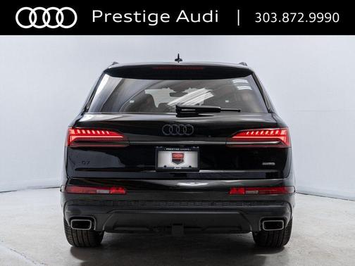 Mythos Black Metallic 2026 Audi Q7 55 Premium Plus