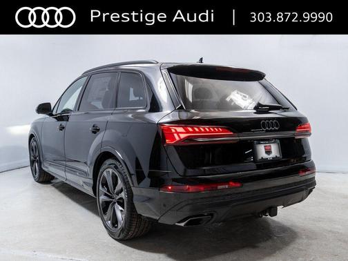 Mythos Black Metallic 2026 Audi Q7 55 Premium Plus