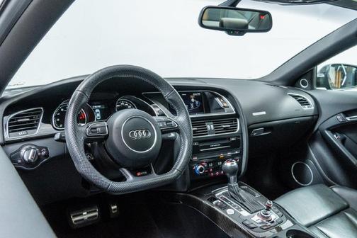 Daytona Gray Pearl Effect 2013 Audi RS 5 4.2