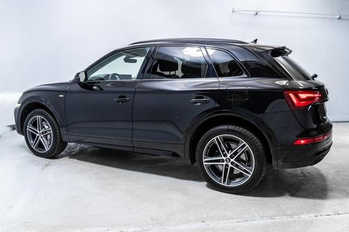 2023 Audi Q5 e 55 S line Prestige
